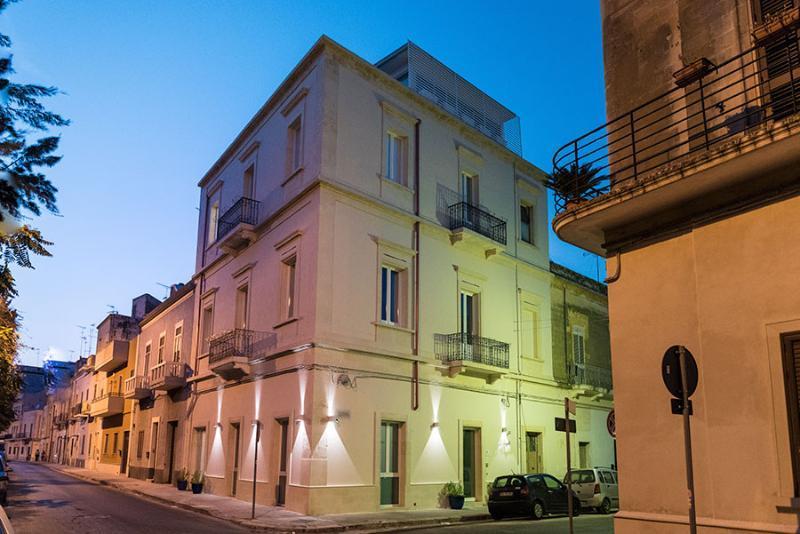 ليتشي Il Palazzotto Luxury Suites المظهر الخارجي الصورة
